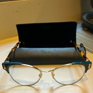 Prada frames
